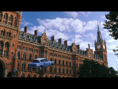 Harry and Ron fly to Hogwarts by car